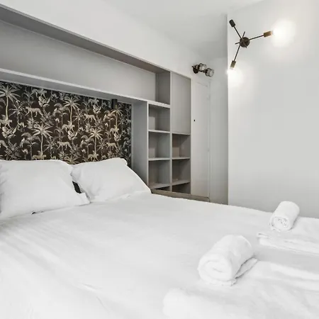 Bluestay 824 - Superb * Paris